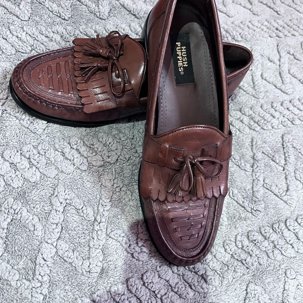 Hush Puppies Men's Tassel Loafers in Rich Brown - Picture 3 of 8